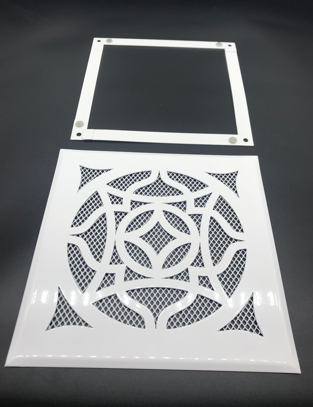 Решетка стальная на магнитах РП Восток-170 сетка, белая